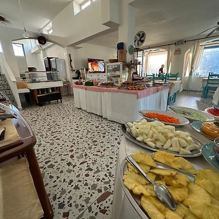 Hotel S'Ortale Con Parcheggio Interno E Ristorante All'Aperto 오로세 외부 사진