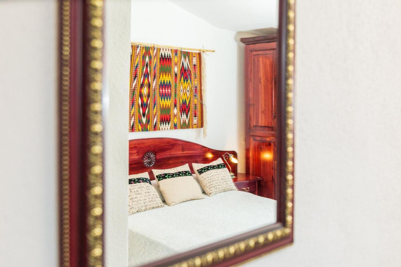 Hotel S'Ortale Con Parcheggio Interno E Ristorante All'Aperto 오로세 외부 사진