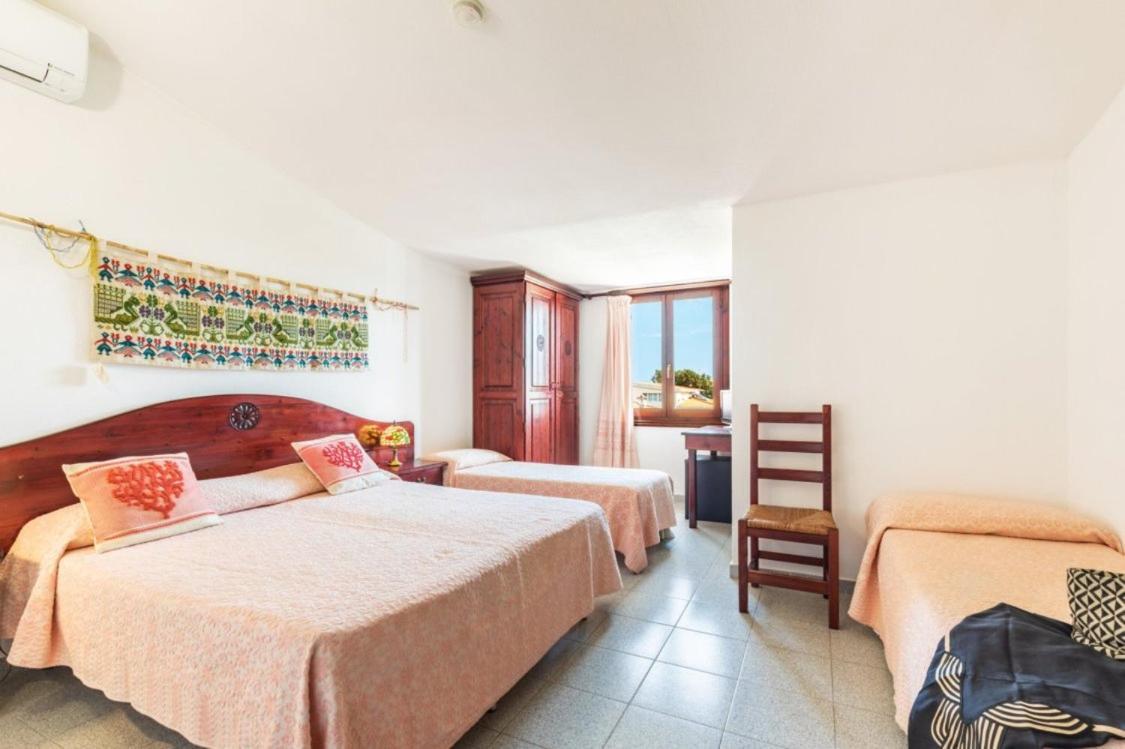 Hotel S'Ortale Con Parcheggio Interno E Ristorante All'Aperto 오로세 외부 사진