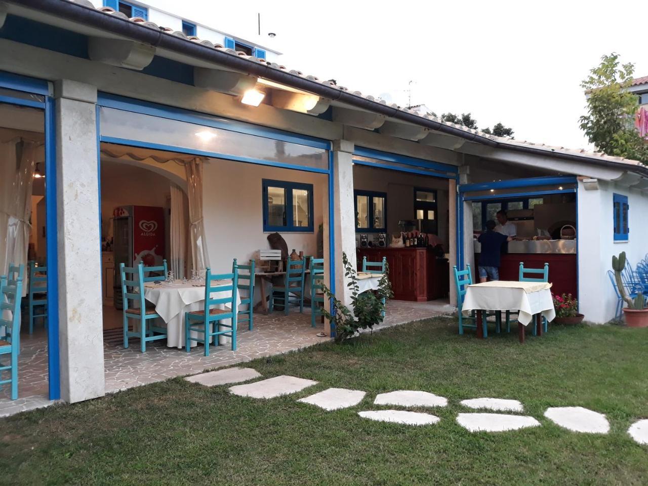 Hotel S'Ortale Con Parcheggio Interno E Ristorante All'Aperto 오로세 외부 사진